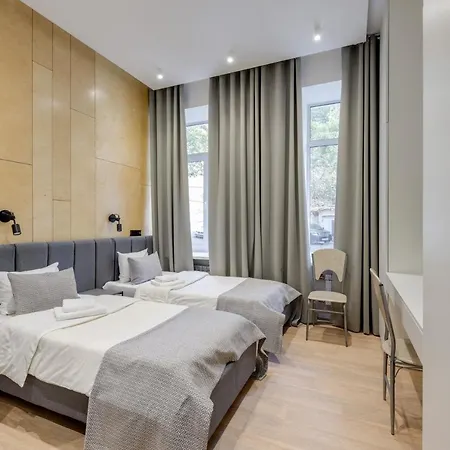 Centrooms Kropivnizkogo Mini-hotel Hotel 3*