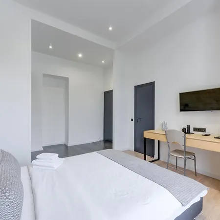 Centrooms Kropivnizkogo Mini-hotel 3* Kiev