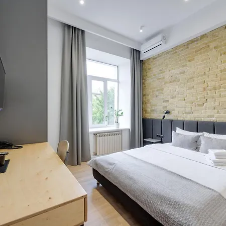 Centrooms Kropivnizkogo Mini-hotel 3* Kiev